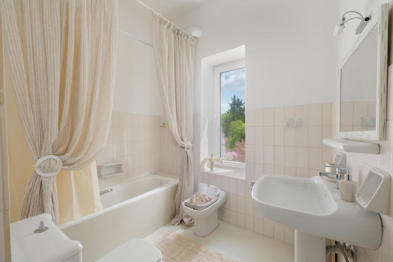 Triklino Estate Villa Áfra Kültér fotó